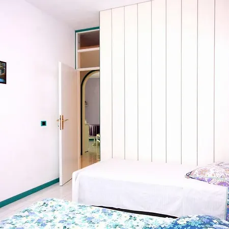 Apartment 707h Sumartin