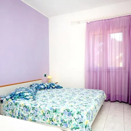 Apartment 707h Sumartin