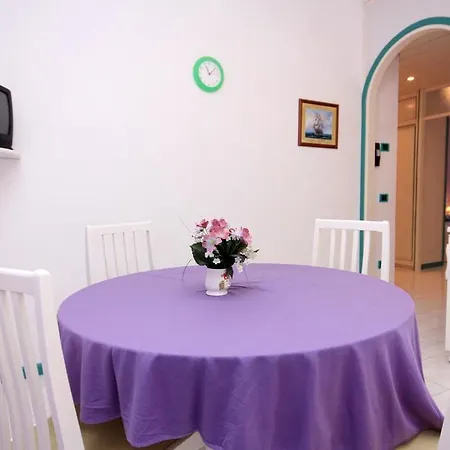 707h Apartment *